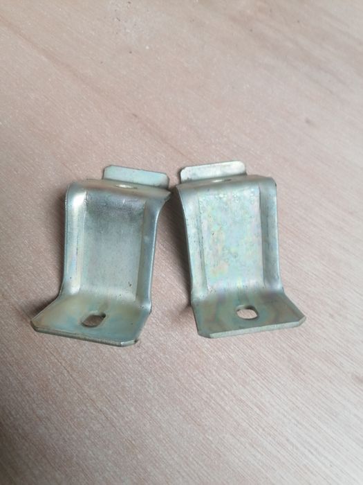 Fiat 125p wspornik mocowanie zderzaka uchwyt tył tylny