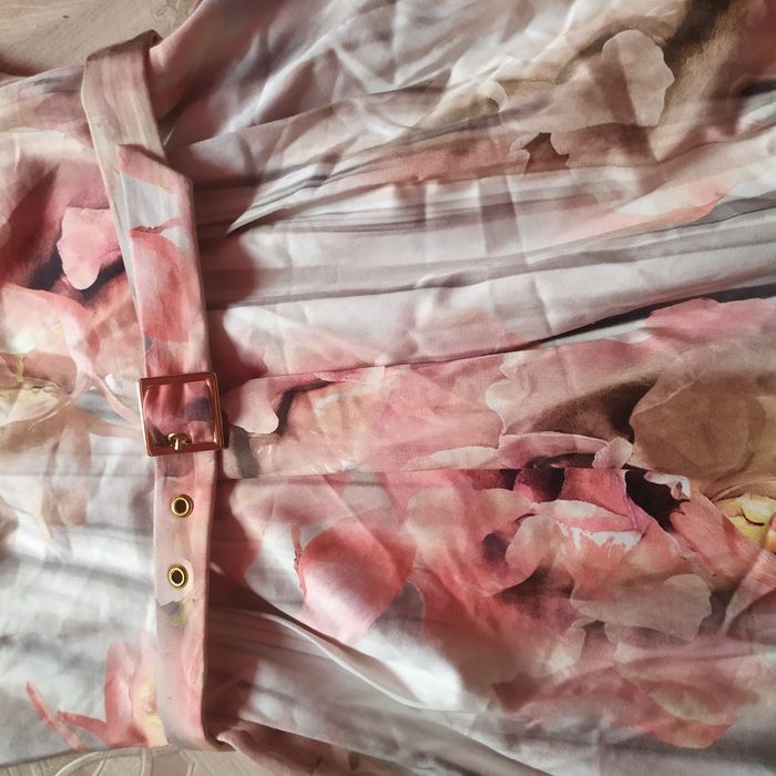 Нова сукня ,виробник Латвія