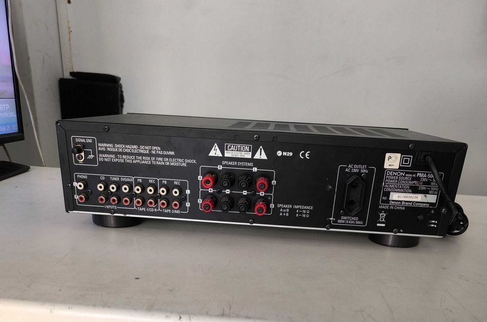 Amplificador Denon pma 500ae