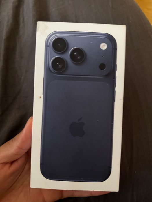 Iphone 17 pro com garantia até dezembro !