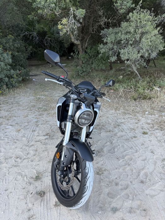 Vendo Honda CB125R