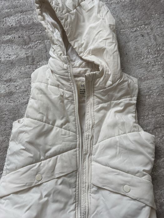 Продам дівчачу жилетку LC Walkiki