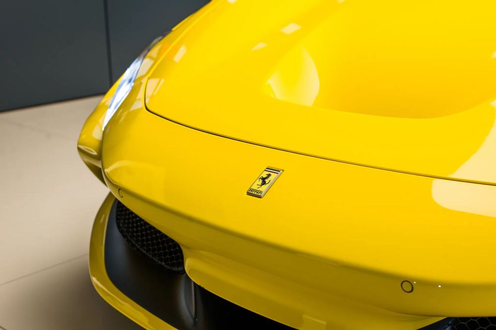 ferrari f8 - Авто - OLX.ua