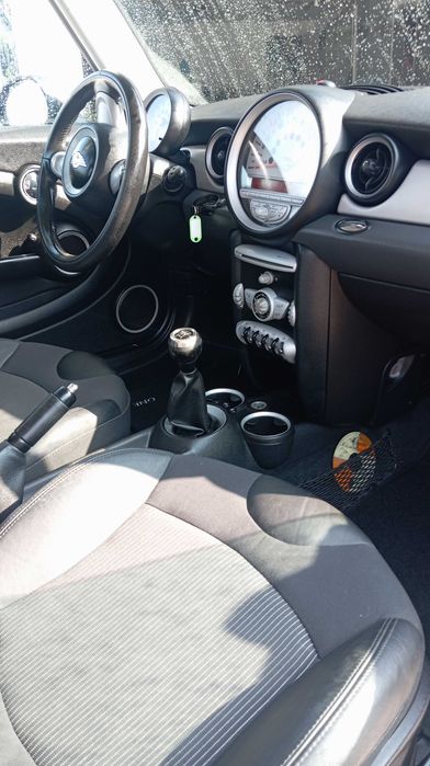 Mini Cooper 1.6. Diesel
