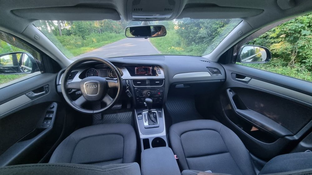 Audi a4 b8 1.8T  LED Xenon automat