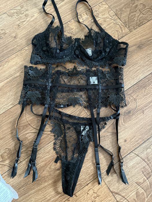 Еротична білизна белье ліф пояс труси гартери латекс сітка спідниця