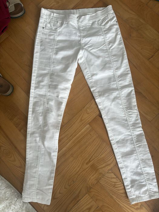 Biale spodnie 40