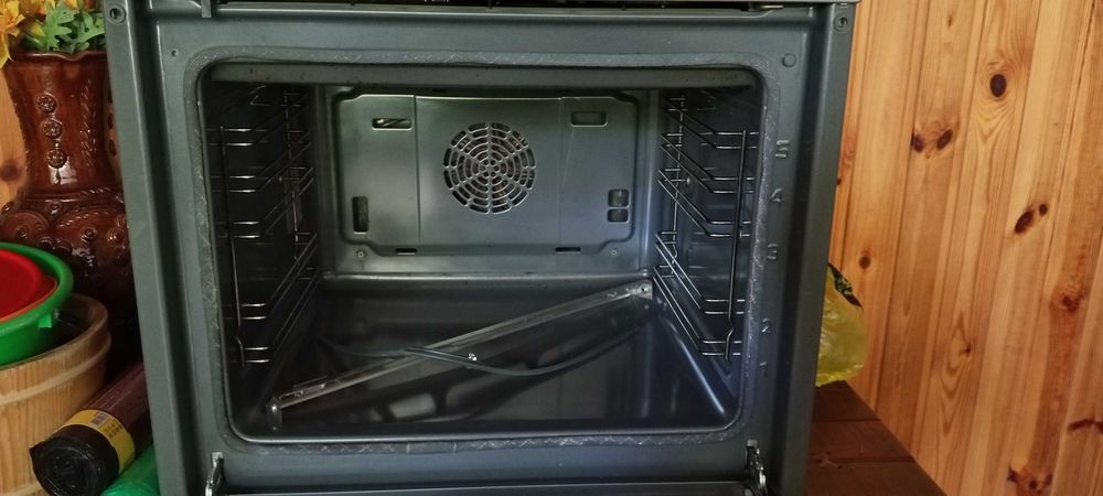 Встроенная духовка Bosch