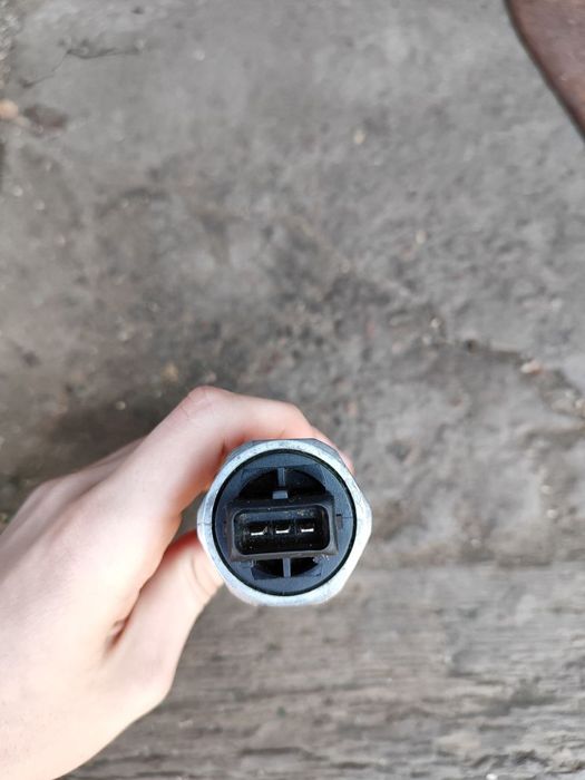 Датчик позиційний