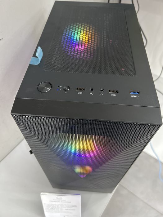 Komputer Gamingowy: Ryzen 5 1500X- 4R/8W/Dyski 628GB/16GB RAM/MSI-2GB/