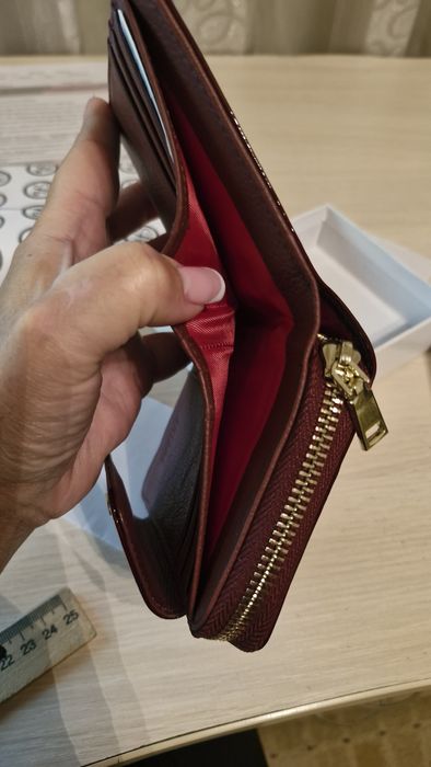 Продаю ласковая кожа кошелёк женский