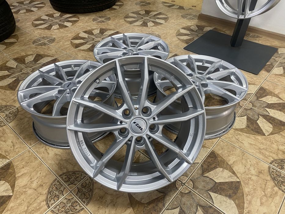 Диски R17 , 5/112 , ET52 , 7.5J*17H2 , KBA53647