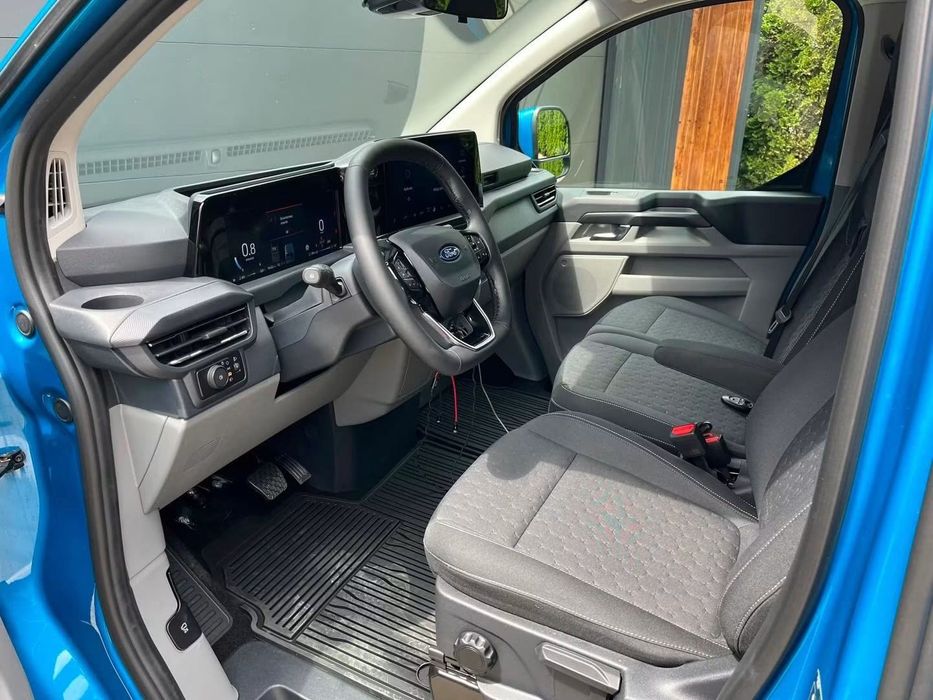 Wynajem Busa Premium 9 Osób