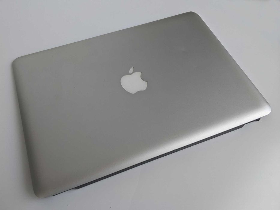 Macbook Pro 15" (A1286/2011) em peças