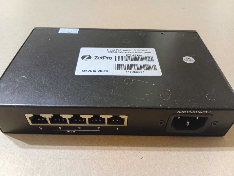 Коммутатор ZETPRO ZTP-ZP204