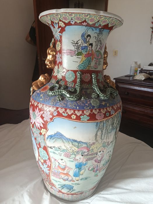 Vaso chinês de porcelana