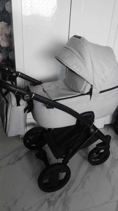 Wózek dziecięcy wielofunkcyjny Invictus 2.0