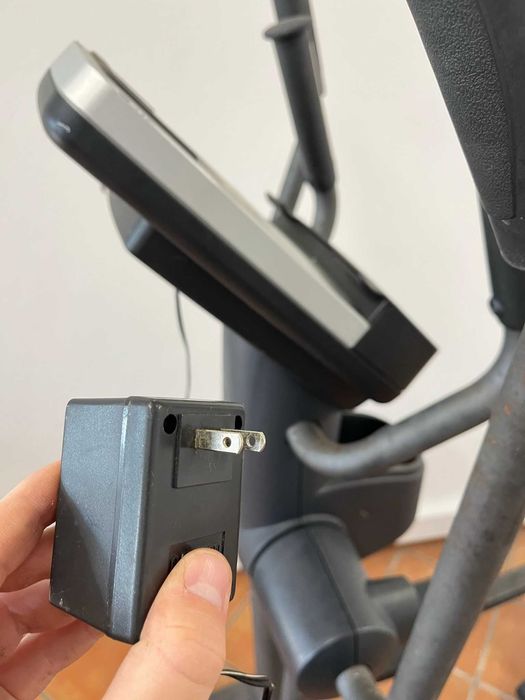 Esteira Elíptica Pro-Form