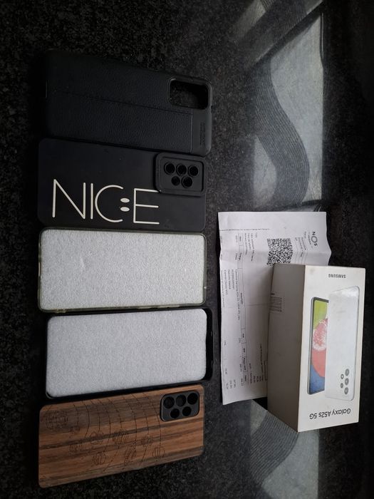 Samsung a52 5g  com Caixa e extras