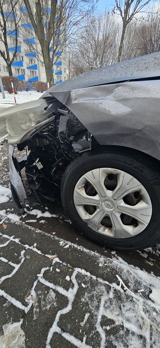 Auto po wypadku Renault Megane,