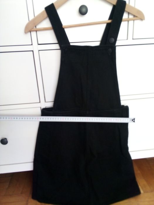 Spódniczka czarna na szelkach Monki, rozmiar 34