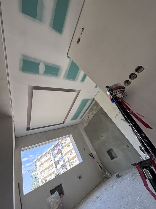 Trabalhos em pladur, tetos, divisórias barramento, pinturas
