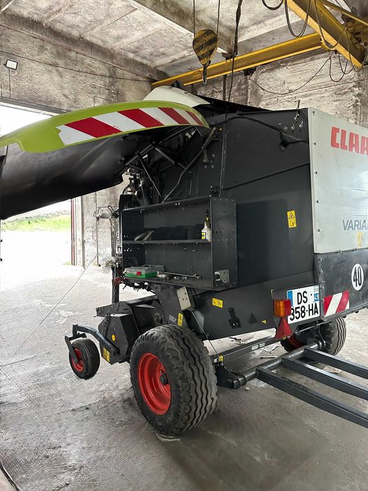 Продається прес-підбирач Claas Variant 370 power