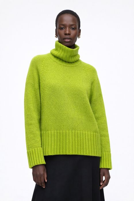 Светр COS водолазка гольф ангора