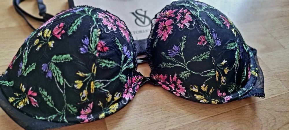 Biustonosz victoria's sekret 75 C push- up