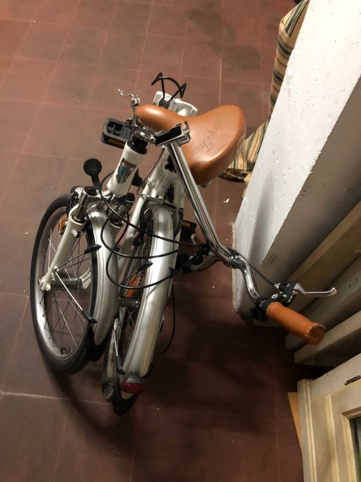 Bicicleta dobrável órbita com selim e punhos em pele