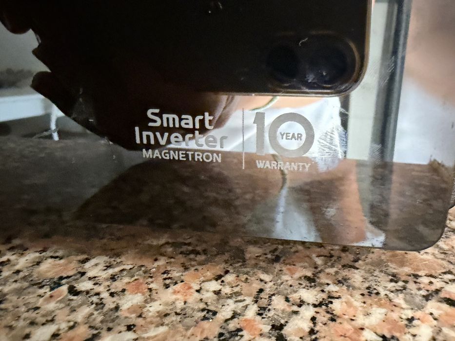 Micro-ondas LG NeoChef 32L com Grill – Excelente estado