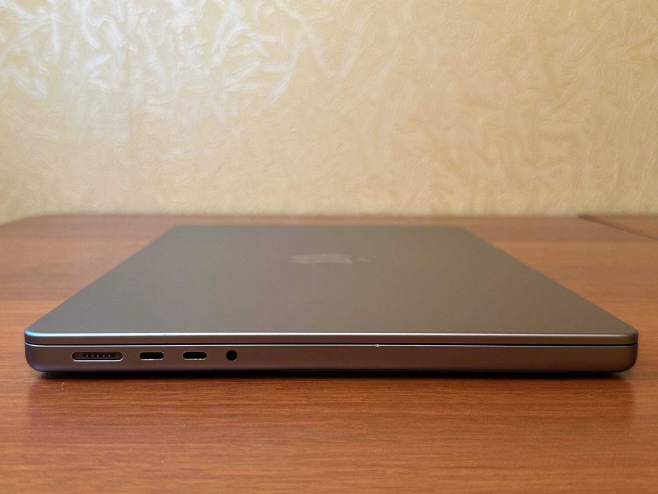 Macbook Pro 14 M1 PRO 16 512