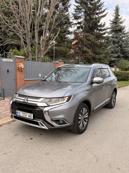 Mitsubishi Outlander 2019
