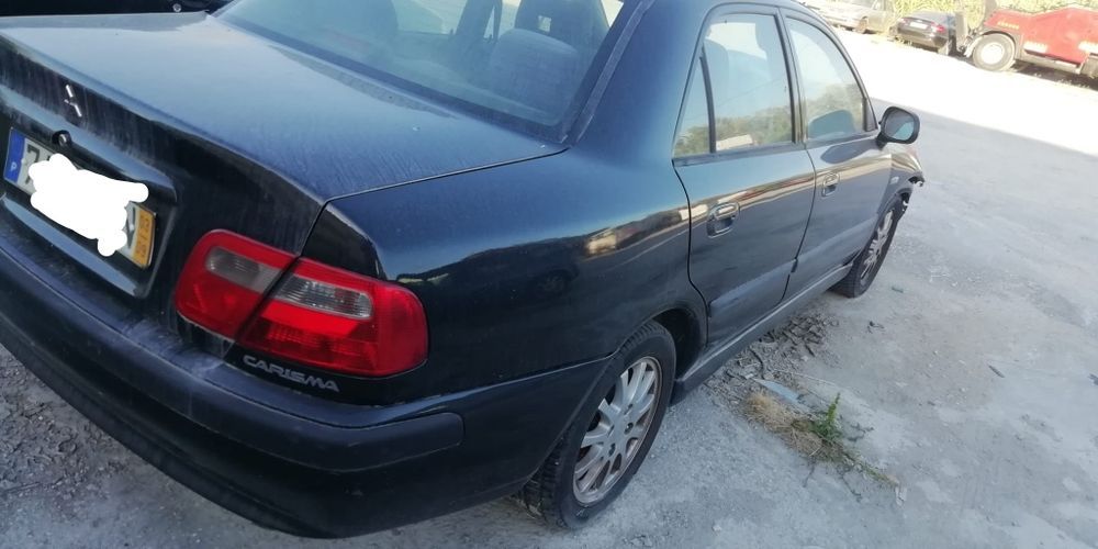 Mitsubishi carisma 2003 todas as peças de trás
