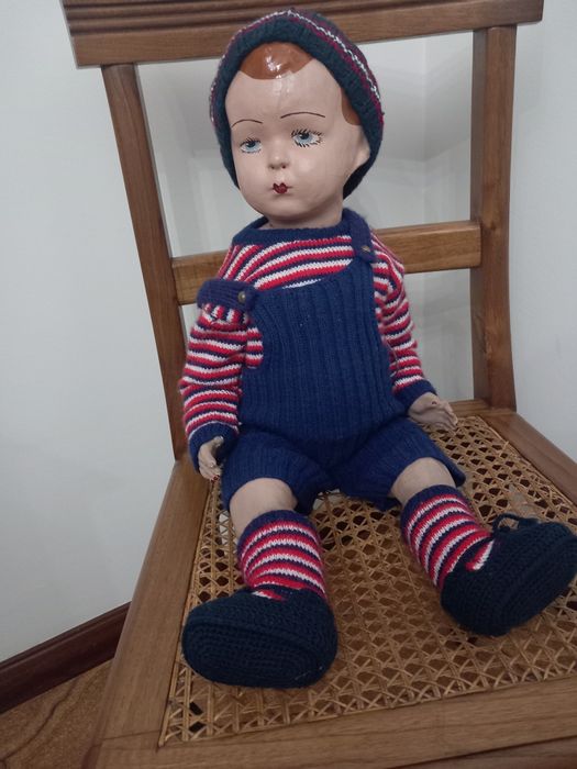 Boneco muito antigo