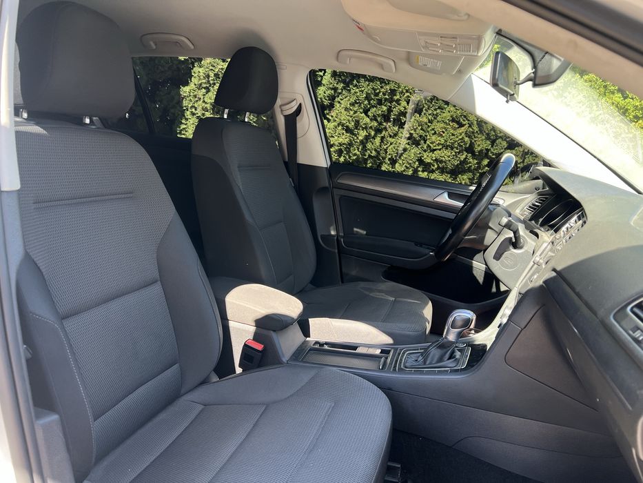 Volkswagen E-Golf 2017