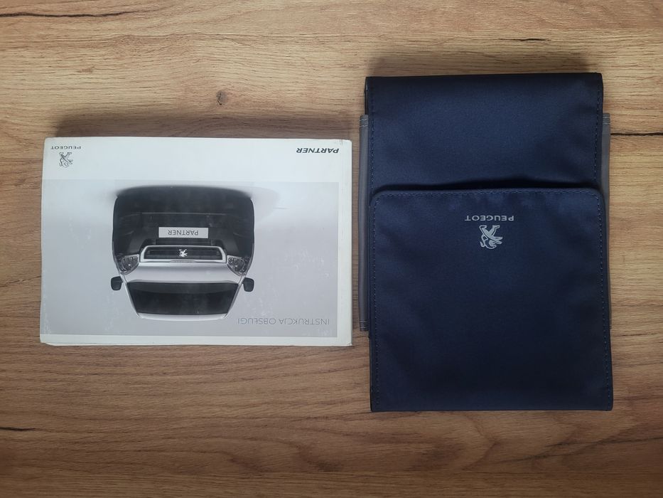 Instrukcja obsługi Peugeot Partner+ etui