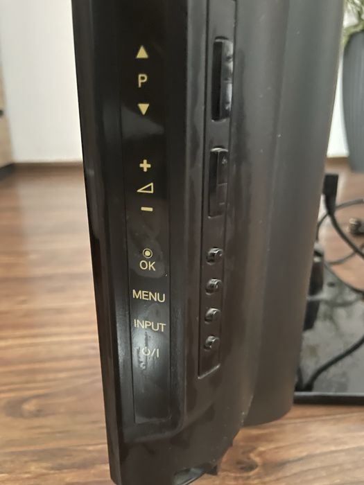 LG 32” - super stan