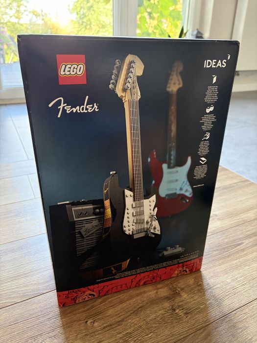 LEGO® 21329 Ideas - Fender Stratocaster
