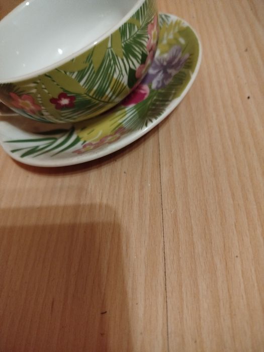 Filiżanka i talerzyk