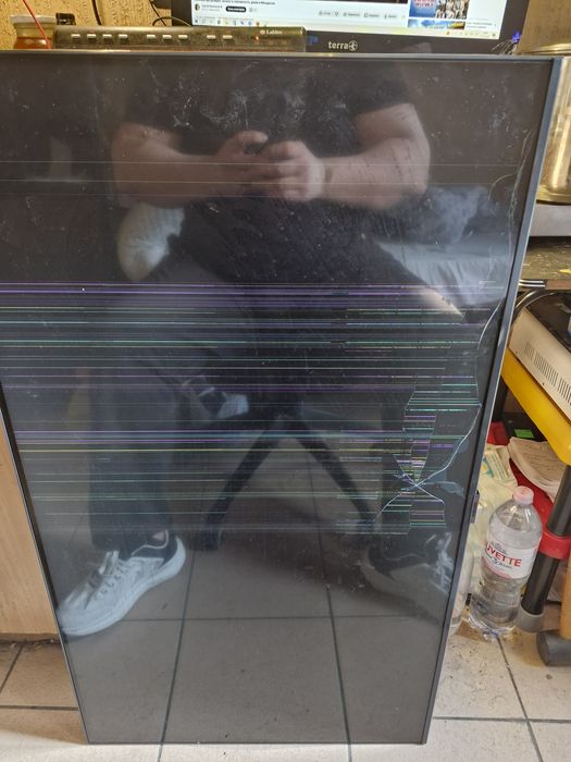 Телевизоры на запчасти