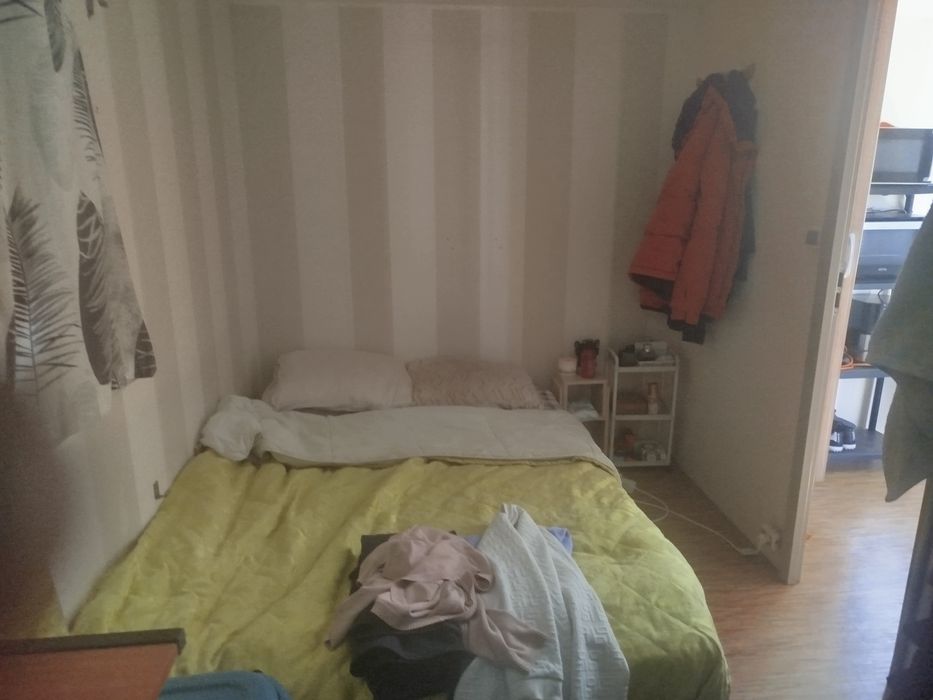 Casa T2 com espaço exterior