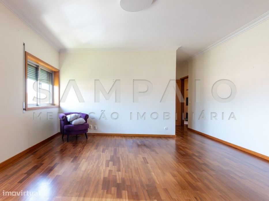 Apartamento T3 - C/ Terraço - Fânzeres/Mercadona!