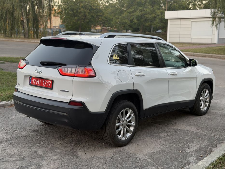 Продам Jeep Cherokee