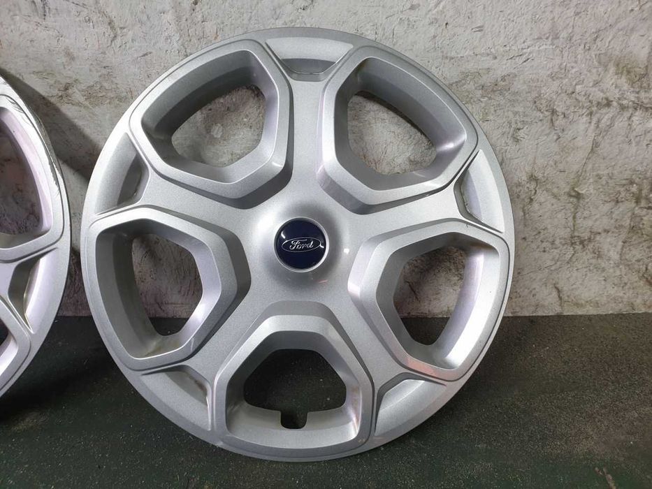 Kołpaki oryginalne Ford R17
