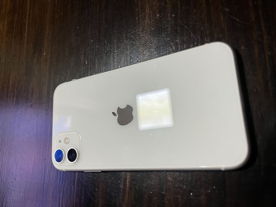 iphone 11 128GB + capas