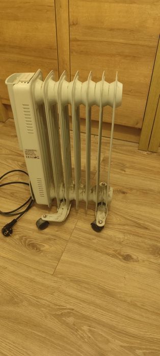 Grzejnik olejowy z termostatem