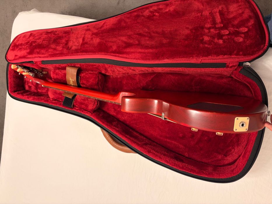 Gibson Les Paul Tribute in Satin Iced Tea 2019