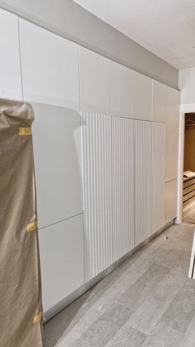 Móveis e portas lacados