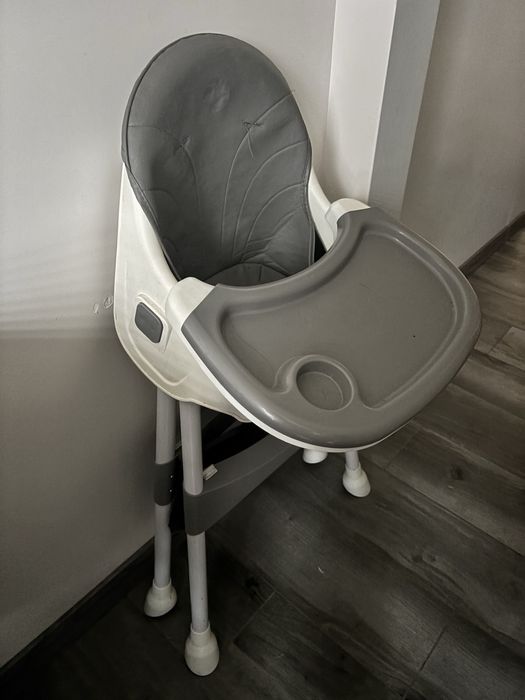 Стільчик для годування